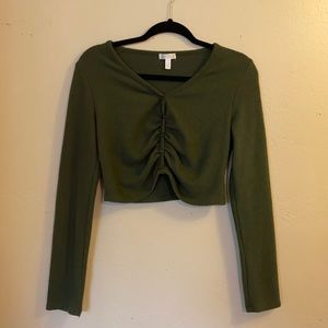 Cropped long sleeve v-neck